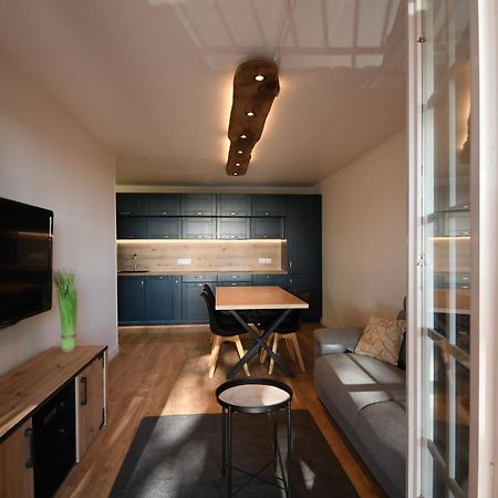 Village Typique - Piscine - Grande Terrasse Ombragee - Logement Climatise 穆然 外观 照片
